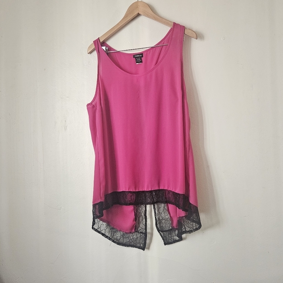 Torrid Sheer Lace Backless Blouse Size 0X - Picture 5 of 7